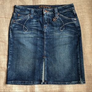Hippie l Vintage Wash Jean Skirt Size 7
